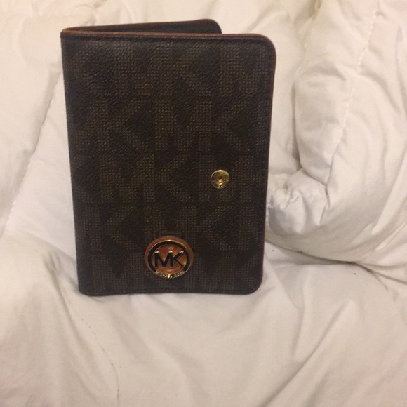 MK wallet - Picture 2 of 5